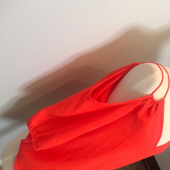 blouse - Picture 2 of 3